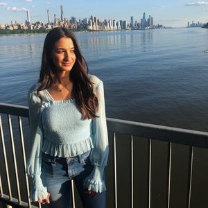 Meet your Posher, Nikki